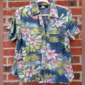 Sag Harbor Sport Hawaiian button down shirt
